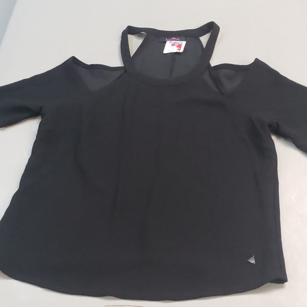 XL Lorena Rose black cold shoulder shirt